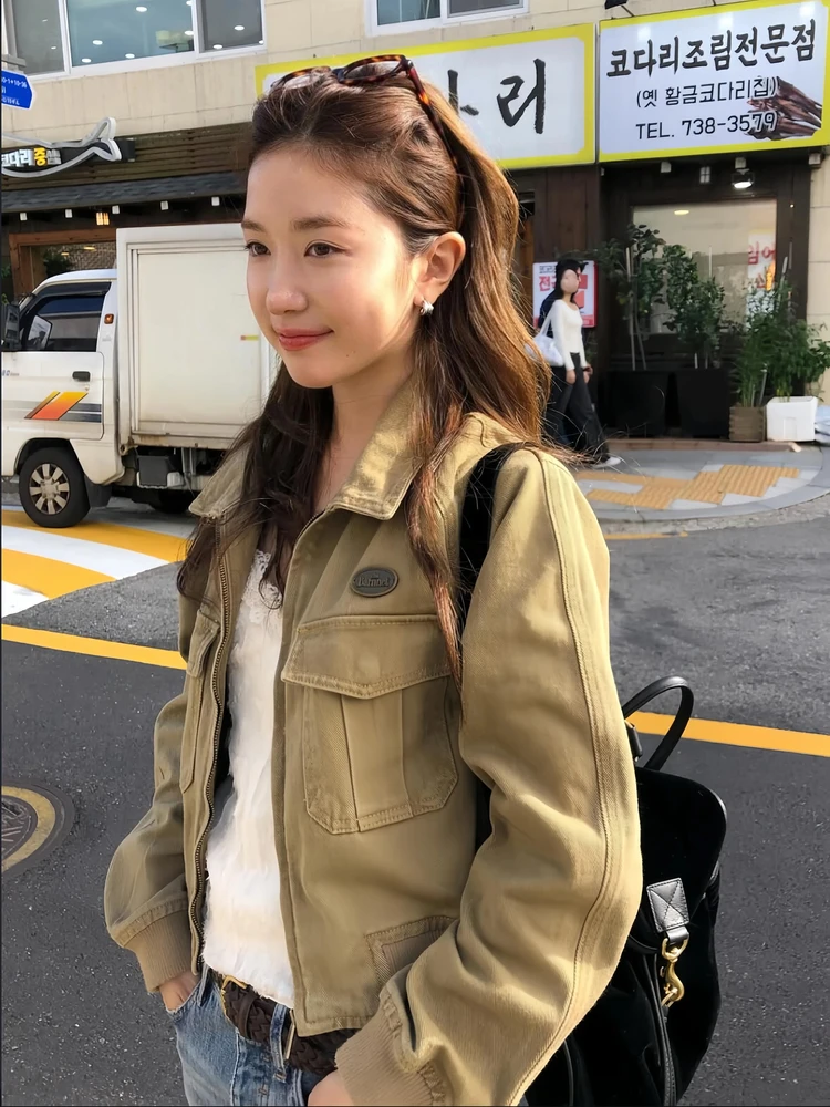 Smoid Vintage Washed Short Jacket Workwear Collar Coat Female Cotton Windproof Bore Hole Design Type Body Fit Daily Wear
Smoid Vintage Washed Short Jacket Workwear Collar Coat Female Cotton Windproof Bore Hole Design Type Body Fit Daily Wear