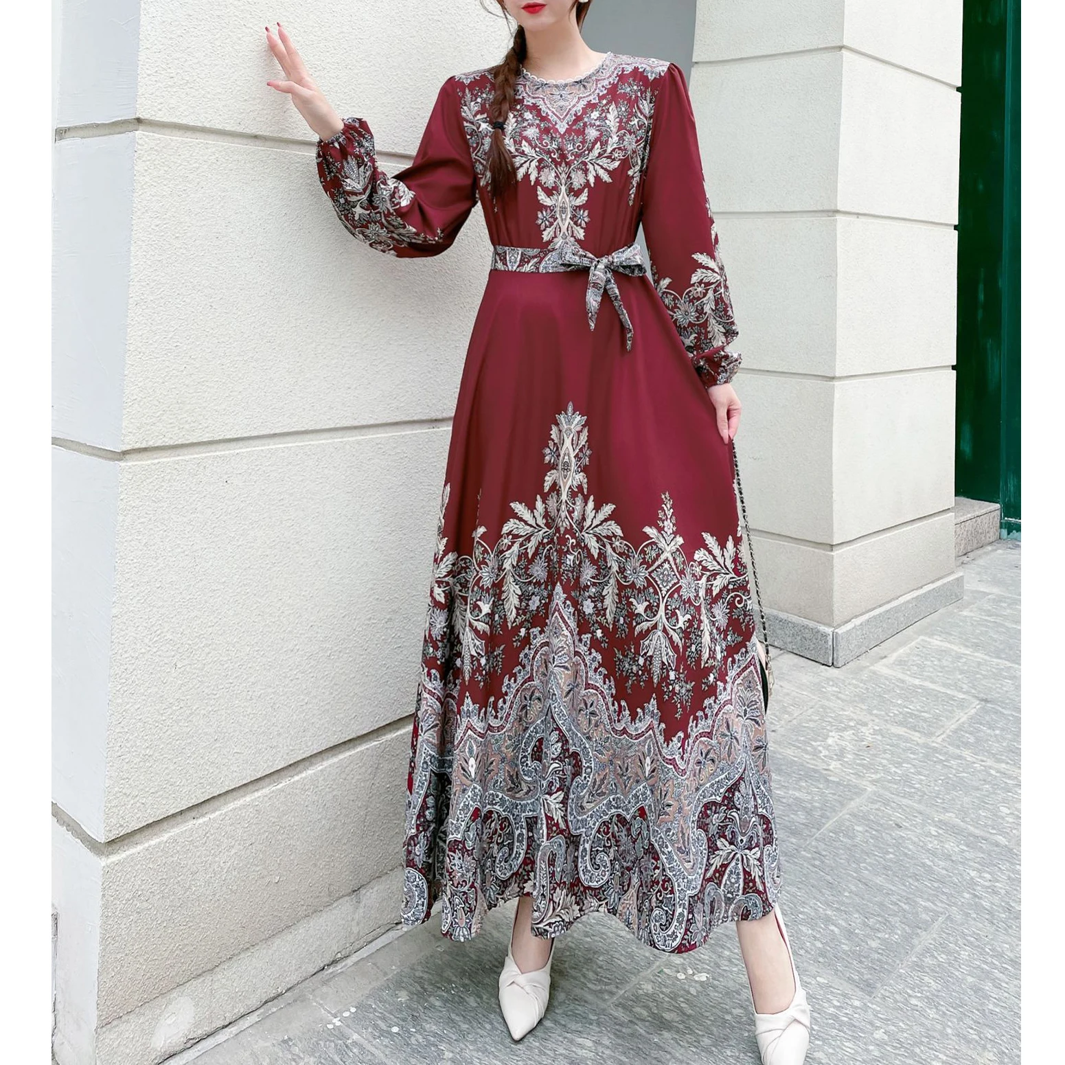 Women Floral Print Maxi Dress with Belt Female Streetwear Vintage Dress Tie Front Dress Bohemian Long Sleeve Swing Robe
Women Floral Print Maxi Dress with Belt Female Streetwear Vintage Dress Tie Front Dress Bohemian Long Sleeve Swing Robe