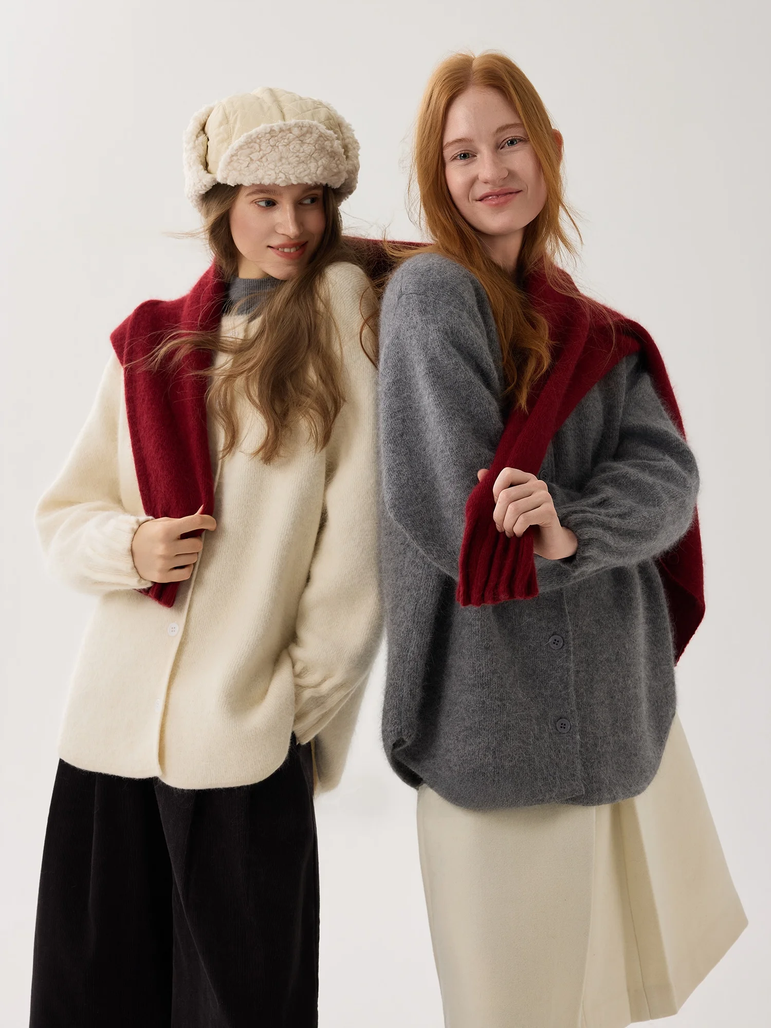 Noise Reduction Mode Mixed Wool Knitted Loose Casual Sweater for Women Open Cardigan Soft Warm Daily Wear round Ne Button D...
Noise Reduction Mode Mixed Wool Knitted Loose Casual Sweater for Women Open Cardigan Soft Warm Daily Wear round Ne Button D...