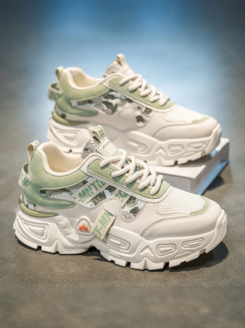 Sporty Casual Shoes for Men Student Favorite Versatile Low Cut Breathable Running Shoes with Technology And Color Block...
Sporty Casual Shoes for Men Student Favorite Versatile Low Cut Breathable Running Shoes with Technology And Color Block...