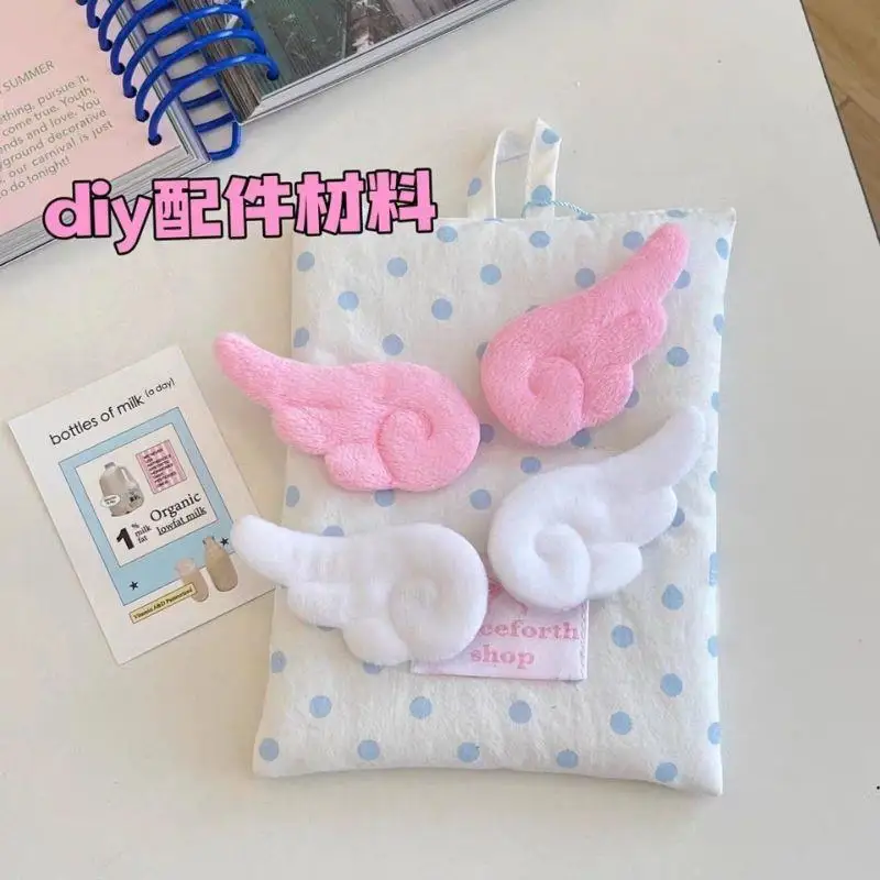 2PCS White Plush Angel Wings Brooch Sweet Fluffy Japanese Style Wing Bag Decoration Y2K Gothic Lolita Hat Backpack Decor Gift
2PCS White Plush Angel Wings Brooch Sweet Fluffy Japanese Style Wing Bag Decoration Y2K Gothic Lolita Hat Backpack Decor Gift