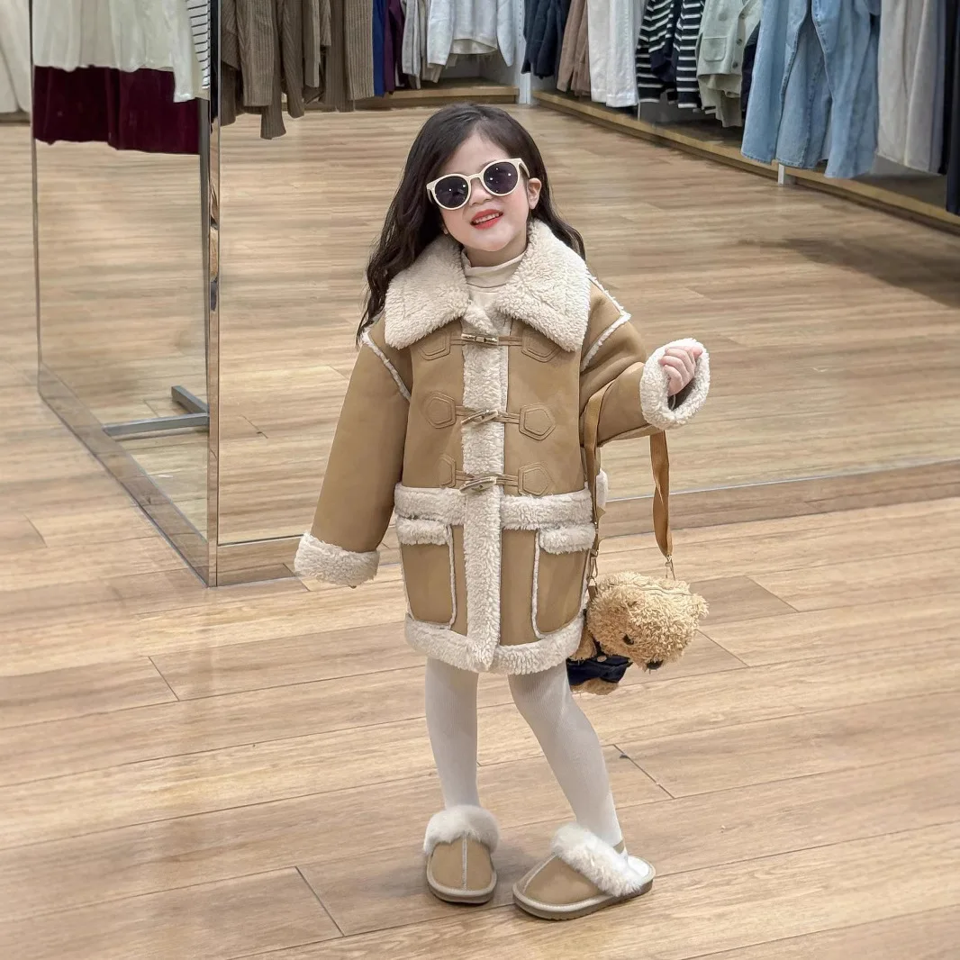 Girls Coat 2024 Winter New Childrens Wear Korean Style Baby Girl Lapel Plus Fleece Thickened Warm Soft Coat Casual Simple Daily
Girls Coat 2024 Winter New Childrens Wear Korean Style Baby Girl Lapel Plus Fleece Thickened Warm Soft Coat Casual Simple Daily