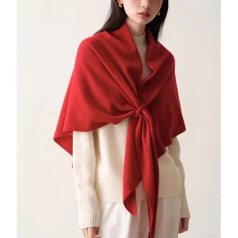Women 100% Wool Wrap Shawl Autumn Winter Fashion Large Size Knitted Triangle Scarf
Women 100% Wool Wrap Shawl Autumn Winter Fashion Large Size Knitted Triangle Scarf