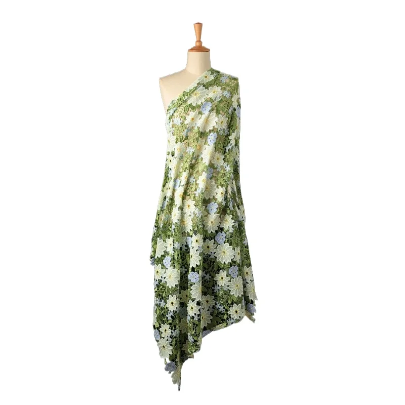 Green hollow embroidery flowers water-soluble bridal lace fabric hand-woven chrysanthemum cardigan hat dress designer fabric
Green hollow embroidery flowers water-soluble bridal lace fabric hand-woven chrysanthemum cardigan hat dress designer fabric