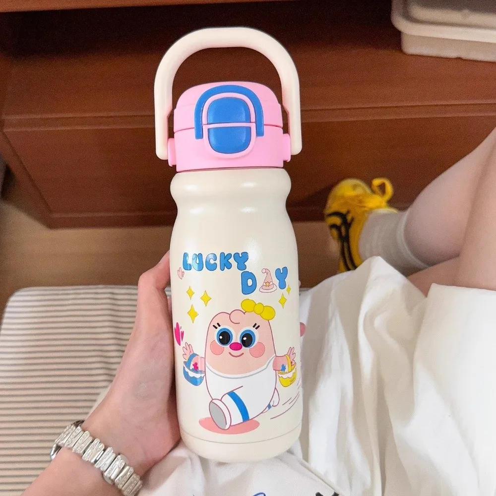 500ml Insulated Cup Large Capacity with Handle Cartoon Straw Cups Double Drink Heat and Cold Insulation Vacuum-insulated Bottle
500ml Insulated Cup Large Capacity with Handle Cartoon Straw Cups Double Drink Heat and Cold Insulation Vacuum-insulated Bottle