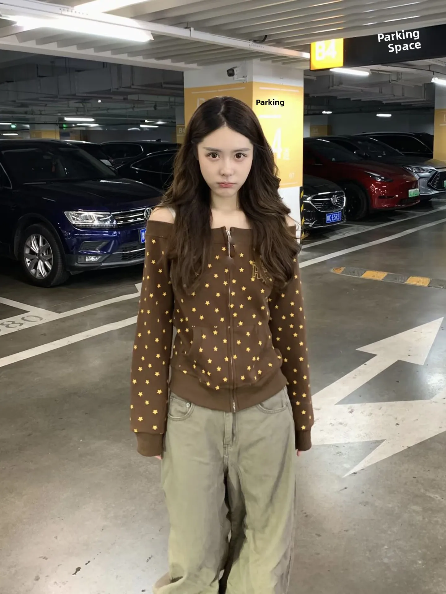 American Style Zipper Short Sleeve Embroidered Sweatshirt Women's Fashion Shoulder Bared Letter Print Cardigan Slim Fit Top
American Style Zipper Short Sleeve Embroidered Sweatshirt Women's Fashion Shoulder Bared Letter Print Cardigan Slim Fit Top