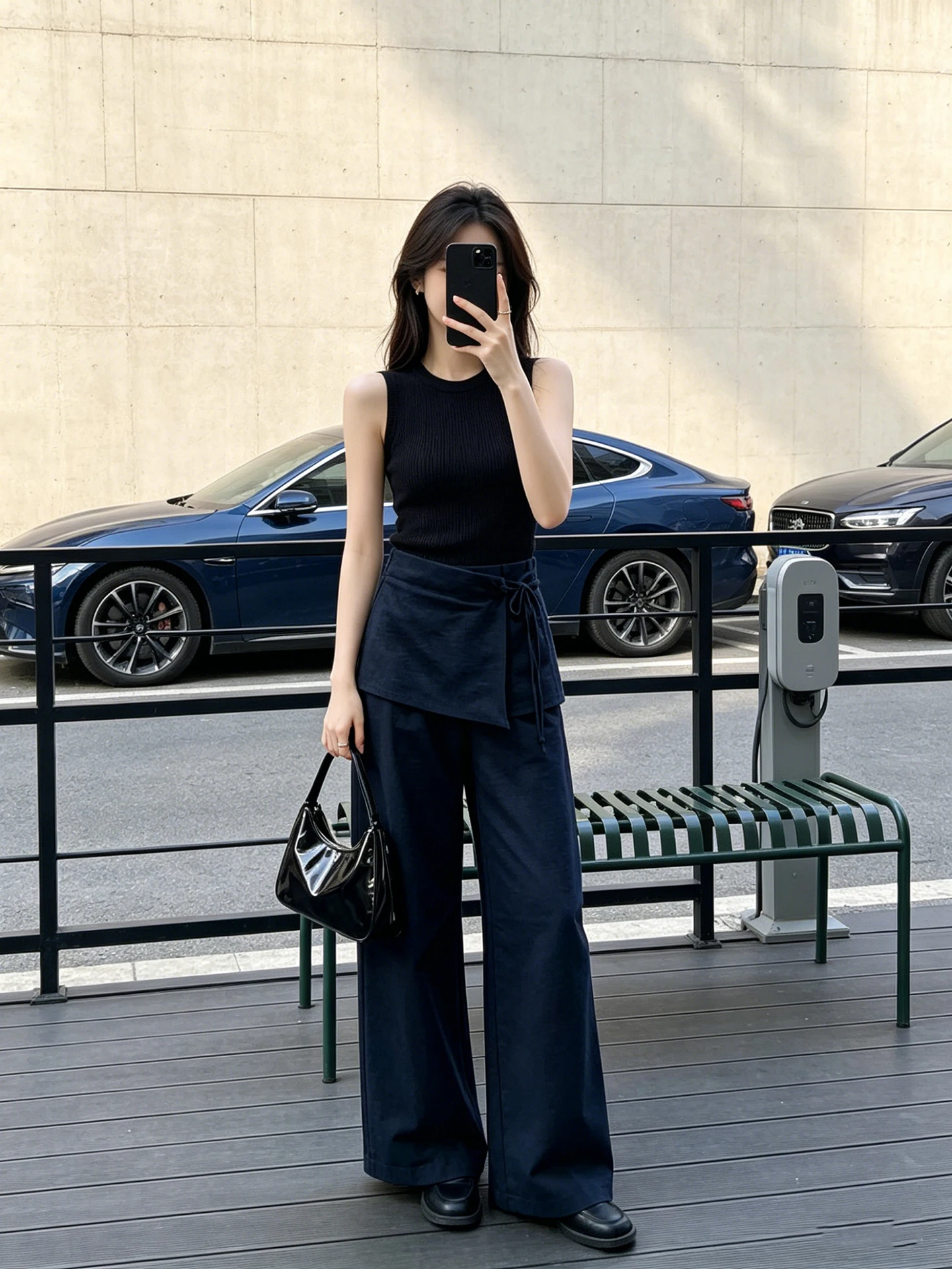 High Waist Straight Leg Loose Drapey Wide Leg Casual Pants Women's Retro American Dark Blue Curtain Pants Summer New Arrival
High Waist Straight Leg Loose Drapey Wide Leg Casual Pants Women's Retro American Dark Blue Curtain Pants Summer New Arrival