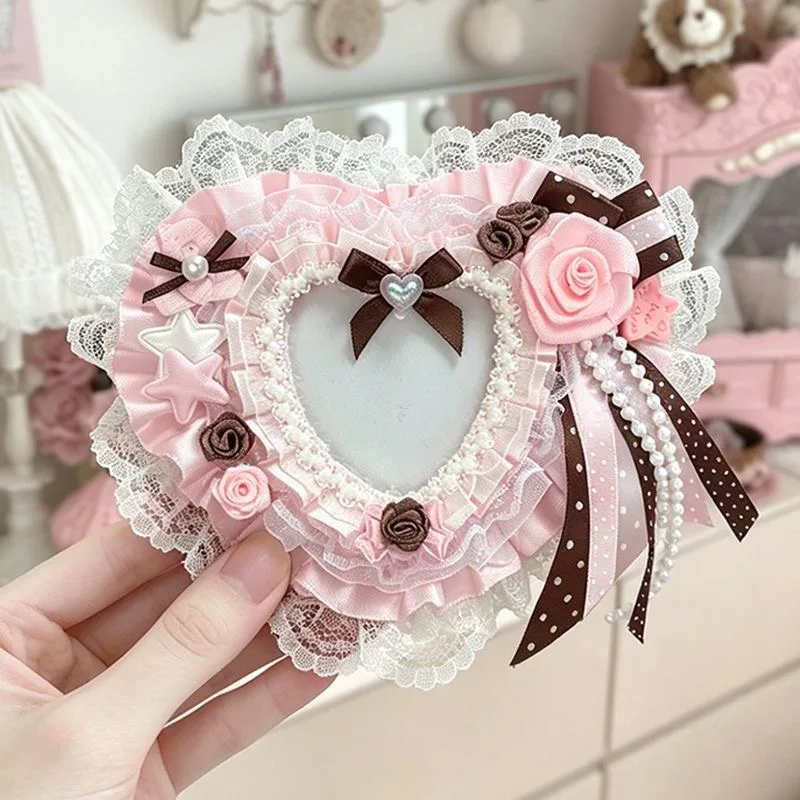 Itabag Decoration Heart Badge Holder Idol Photo Display Lace Bow Rose Card Holder Y2K Ita Bag Accessories Ita Bag Insert
Itabag Decoration Heart Badge Holder Idol Photo Display Lace Bow Rose Card Holder Y2K Ita Bag Accessories Ita Bag Insert