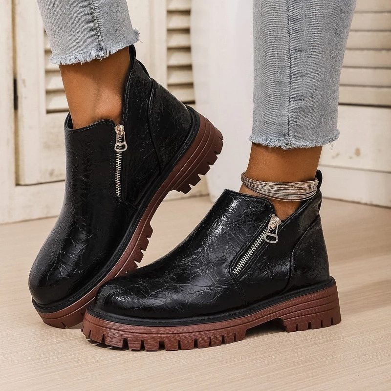 Autumn winter new thick soled thick heel comfortable versatile short boots round toe anti slip wear-resistant women's shoes
Autumn winter new thick soled thick heel comfortable versatile short boots round toe anti slip wear-resistant women's shoes