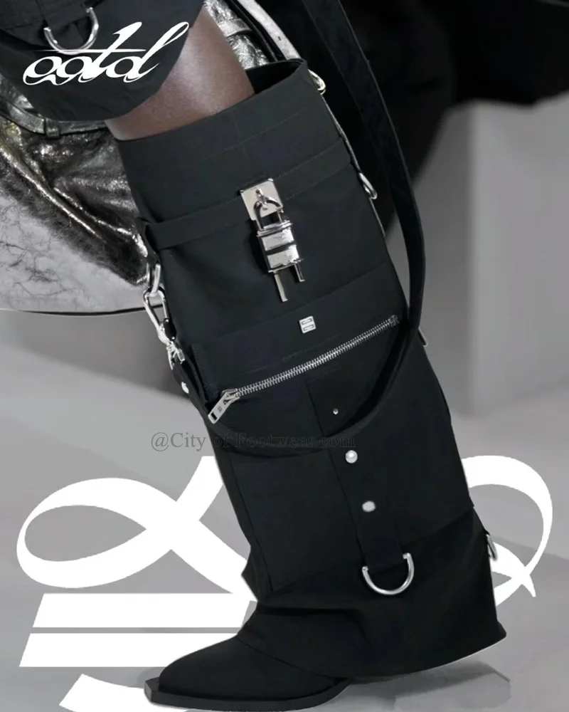 Black Stud Padlock Shark Boots Pointed Toe Cool Cowboy Boots 2023 Winter New Luxury Runway Shoes for Women Free Shipping
Black Stud Padlock Shark Boots Pointed Toe Cool Cowboy Boots 2023 Winter New Luxury Runway Shoes for Women Free Shipping