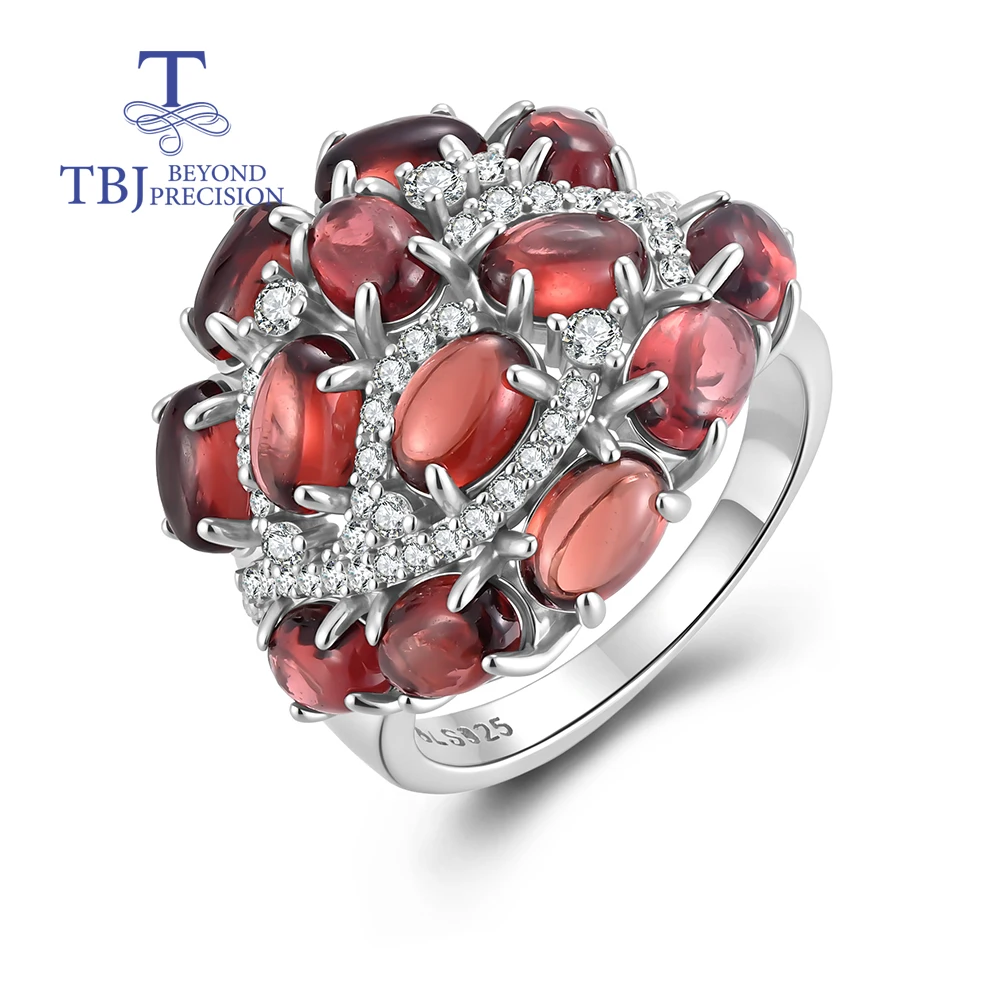 925 Sterling Silver Women's Big Ring with Natural Garnet Gemstones Fine Jewelry for Anniversary Banquet Wear
925 Sterling Silver Women's Big Ring with Natural Garnet Gemstones Fine Jewelry for Anniversary Banquet Wear