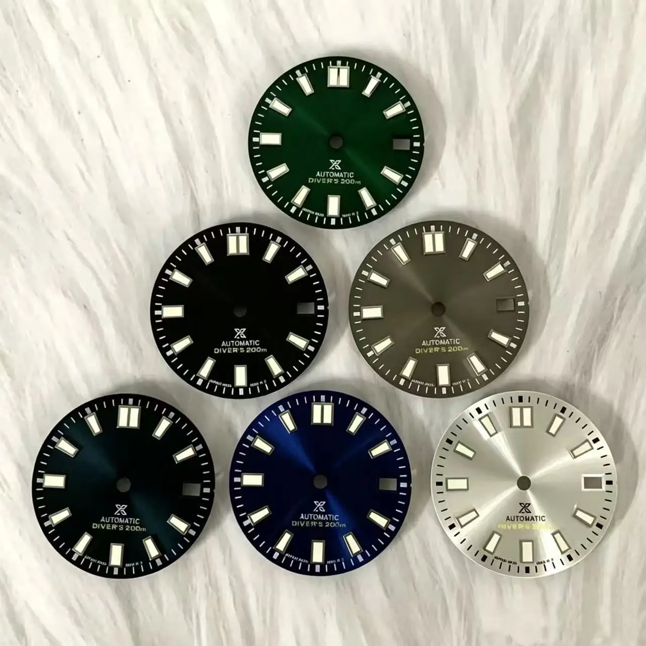28.5mm NH35 dial / NH36 dial C3 green luminous original mechanical watch S dial single calendar for seiko mod
28.5mm NH35 dial / NH36 dial C3 green luminous original mechanical watch S dial single calendar for seiko mod