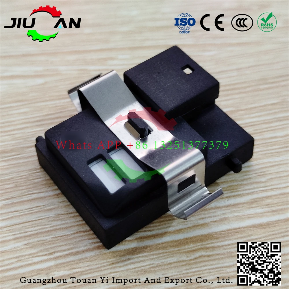 Genuine New 55111389AF Humidity Sensor For Jeep Liberty Compass Grand Cherokee Chrysler 300C Car Accessories
Genuine New 55111389AF Humidity Sensor For Jeep Liberty Compass Grand Cherokee Chrysler 300C Car Accessories