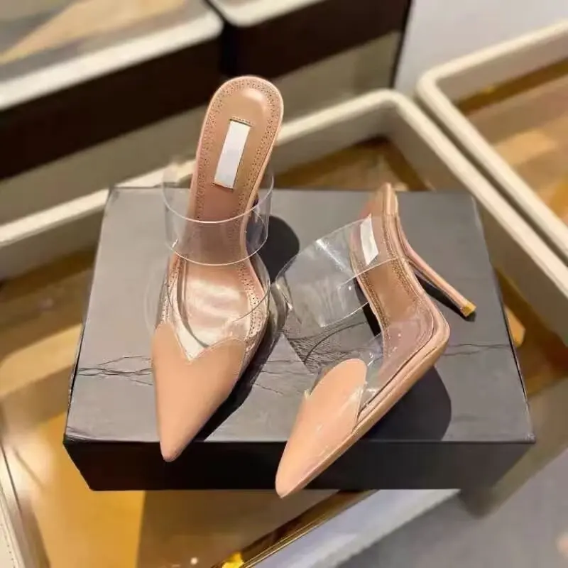 Designer Brand Original French Genuine Leather Baotou Slippers, Women's High Heels, Fine Heels, Lacquer Leather, Love Heels
Designer Brand Original French Genuine Leather Baotou Slippers, Women's High Heels, Fine Heels, Lacquer Leather, Love Heels