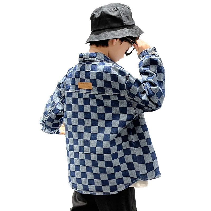 Luxury Children Plaid Denim Shirt Jacket For Boys Retro Blue Patchwork Denim Shirt High Quality Kids New Spring Clothing Outfits
Luxury Children Plaid Denim Shirt Jacket For Boys Retro Blue Patchwork Denim Shirt High Quality Kids New Spring Clothing Outfits