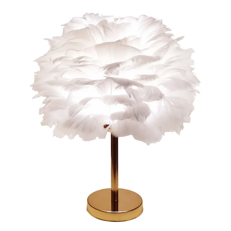 Bedroom gold pole minimalist style white feather lamp, creative bedside wedding feather table lamp
Bedroom gold pole minimalist style white feather lamp, creative bedside wedding feather table lamp