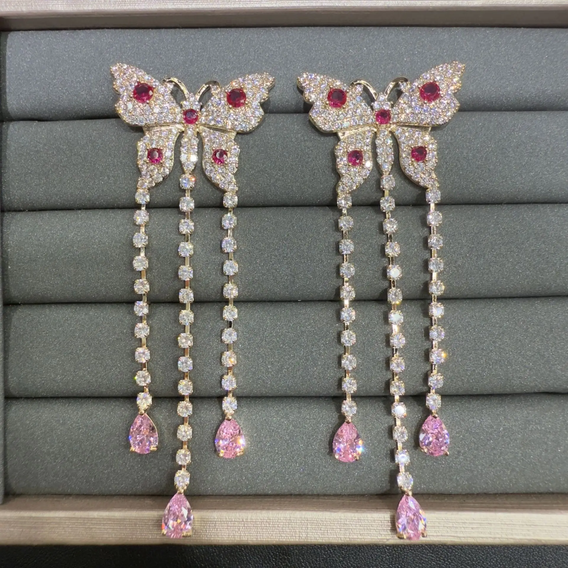fashion cubic zirconia earrings for women shiny jewelry gala event party cute butterfly chain tassel dangling earrings long
fashion cubic zirconia earrings for women shiny jewelry gala event party cute butterfly chain tassel dangling earrings long