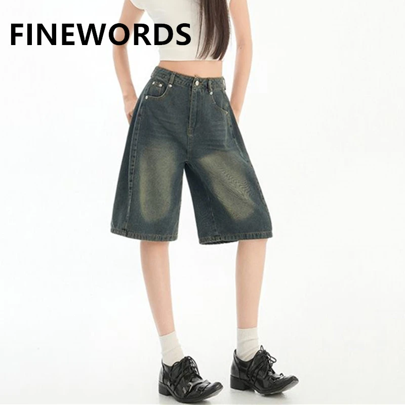 FINEWORDS Vintage Casual Korean Middle Short Jeans Women Loose Wide Leg Denim Shorts Easymatch Beach Washed Straight Shorts
FINEWORDS Vintage Casual Korean Middle Short Jeans Women Loose Wide Leg Denim Shorts Easymatch Beach Washed Straight Shorts