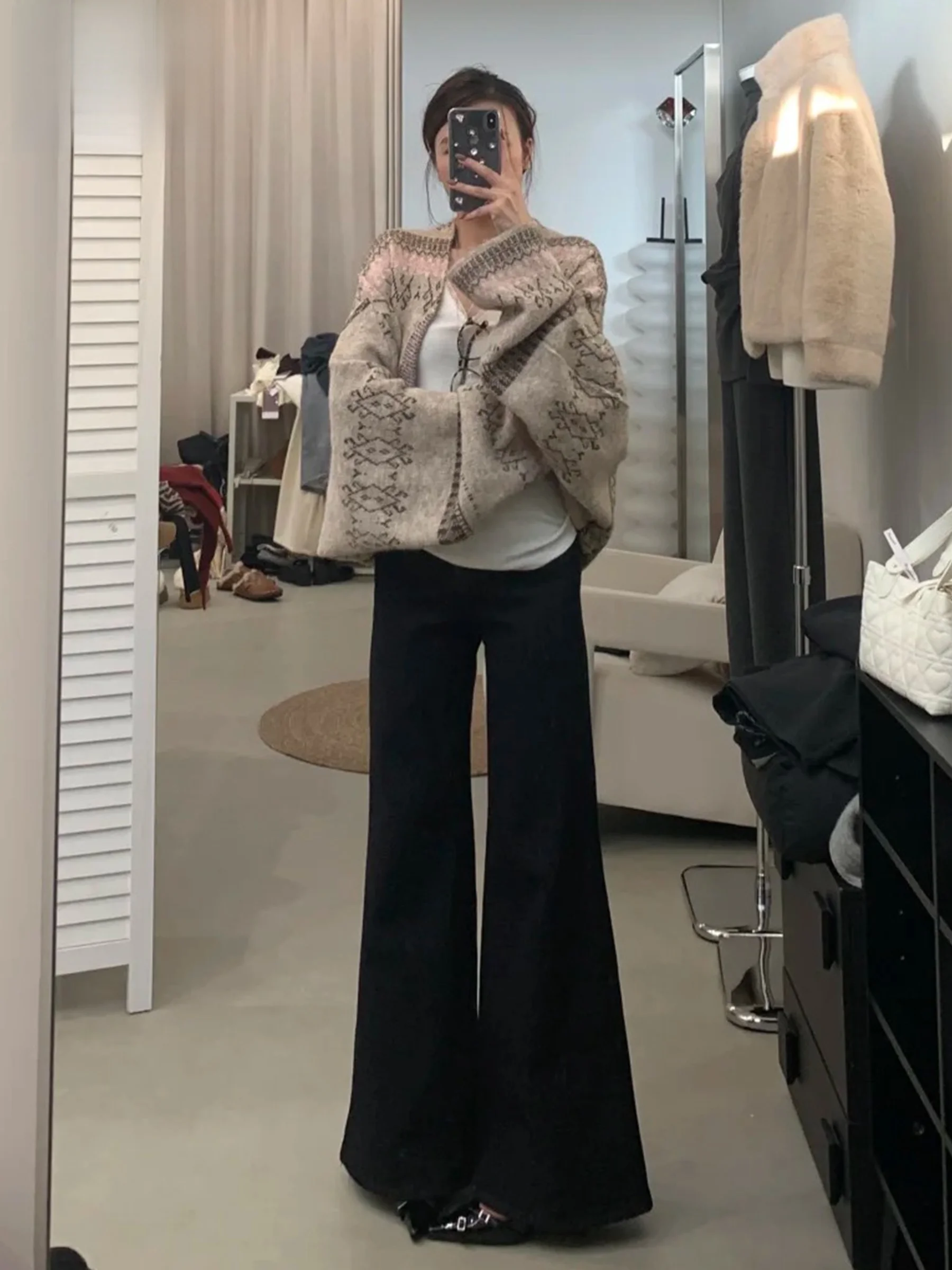 High Waist Flared Jeans Women's Elastic Black Gold Color Summer Slimming Loose Floor-Length Pants Casual American Style
High Waist Flared Jeans Women's Elastic Black Gold Color Summer Slimming Loose Floor-Length Pants Casual American Style