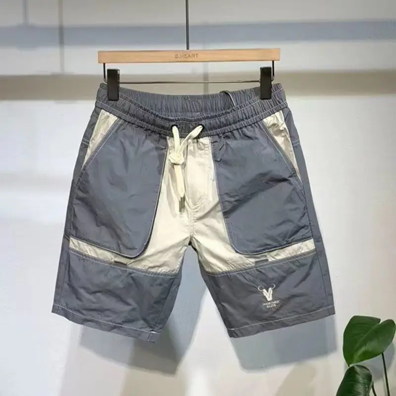 2024 Summer Young Style Quick Drying Casual Trend Men New Loose Contrasting Colors Pocket Elastic Waist All-match Middle Pants
2024 Summer Young Style Quick Drying Casual Trend Men New Loose Contrasting Colors Pocket Elastic Waist All-match Middle Pants