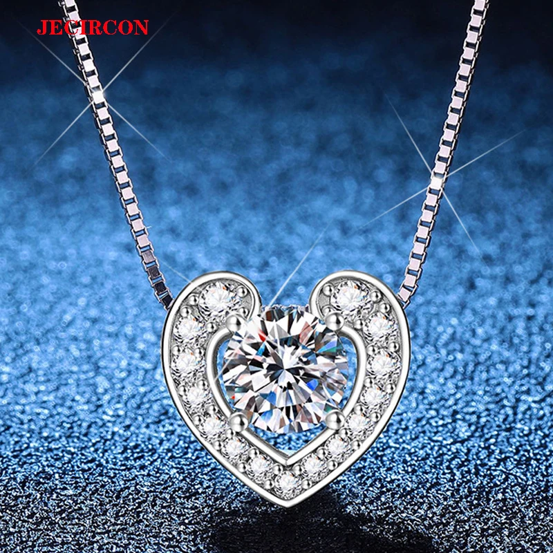 JECIRCON 1 Carat Moissanite Love Pendant Necklace for S925 Sterling Silver Box Chain Versatile Valentine's Day Gift Wholesale
JECIRCON 1 Carat Moissanite Love Pendant Necklace for S925 Sterling Silver Box Chain Versatile Valentine's Day Gift Wholesale