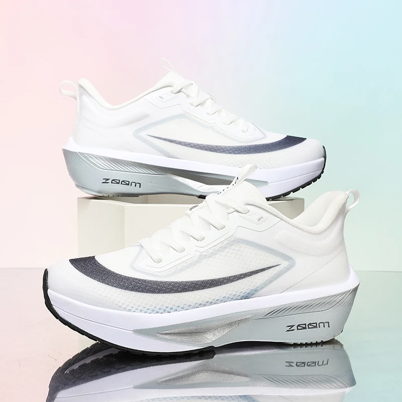 Мужские кроссовки, новинка 2025, дышащая сетка, толстая подошва, амортизирующие тренировочные кроссовки для марафона, теннисные туфли на плоской подошве со шнуровкой для мужчин
Мужские кроссовки, новинка 2025, дышащая сетка, толстая подошва, амортизирующие тренировочные кроссовки для марафона, теннисные туфли на плоской подошве со шнуровкой для мужчин