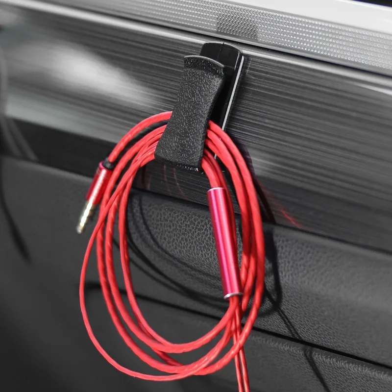 Зажим для карт автомобиля, липкий подвесной мешок для мусора в автомобиле, небольшой крючок, многофункциональный зажим для фиксации карт на автомобиле.
Зажим для карт автомобиля, липкий подвесной мешок для мусора в автомобиле, небольшой крючок, многофункциональный зажим для фиксации карт на автомобиле.