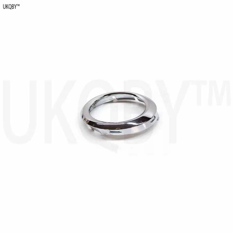 Left front fog light on the decorative panel of the wheel coverA2128850574 A2128850674
Left front fog light on the decorative panel of the wheel coverA2128850574 A2128850674