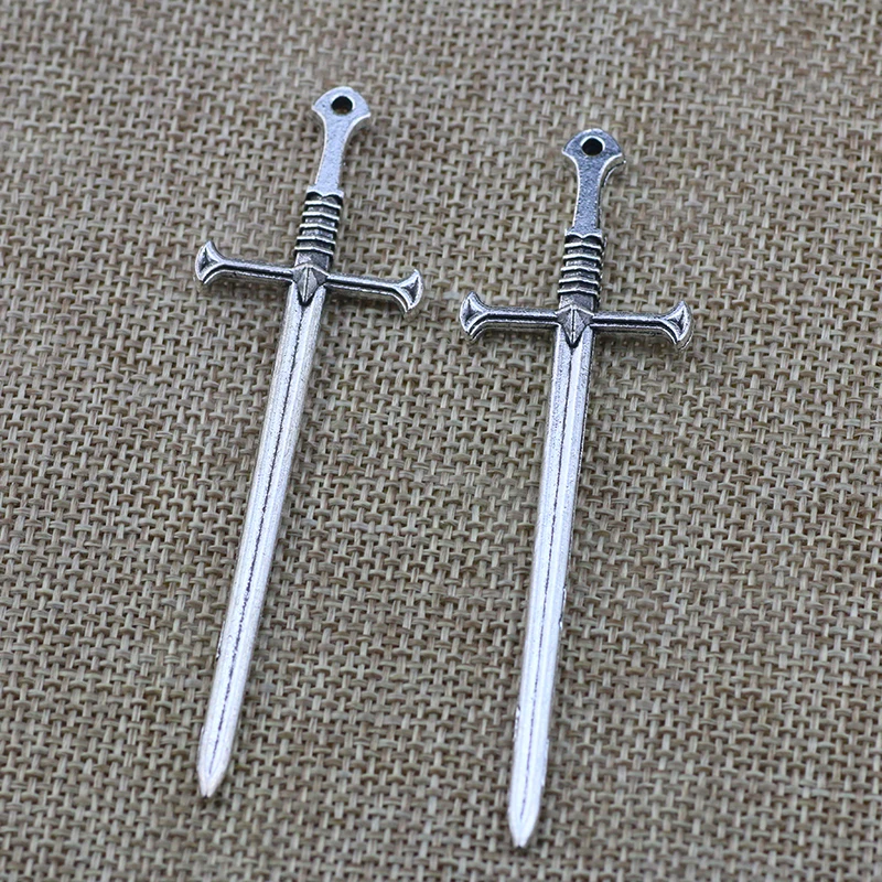 4pcs/Lot 25x88mm Ancient Sword Charms Antique Silver Color Pendants for DIY Jewelry Making Charm
4pcs/Lot 25x88mm Ancient Sword Charms Antique Silver Color Pendants for DIY Jewelry Making Charm