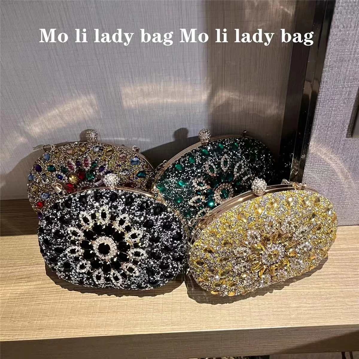 Fashion Women Handbag Crystal Rhinestones Diamond Evening Bag Glitter Exquisite Clutch Purse For Wedding Party Crossbody Bag
Fashion Women Handbag Crystal Rhinestones Diamond Evening Bag Glitter Exquisite Clutch Purse For Wedding Party Crossbody Bag