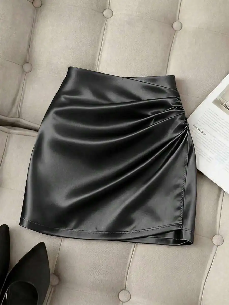 High-Waisted Satin Asymmetrical Skirt Women Slimming Bodycon Midi Skirt Casual Office Wear
High-Waisted Satin Asymmetrical Skirt Women Slimming Bodycon Midi Skirt Casual Office Wear