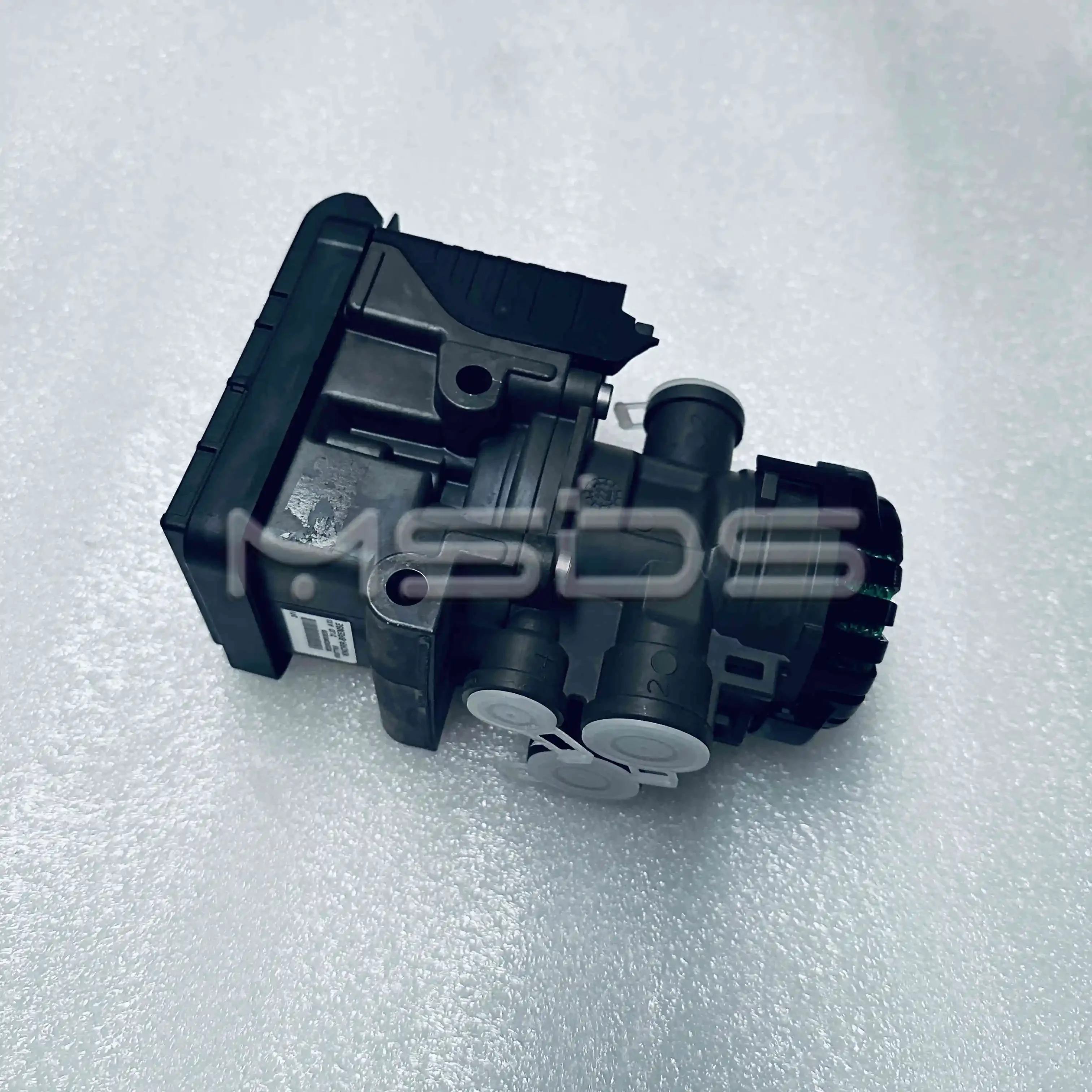 Popular Hot sell DONGFENG KL EBS Single Channel Rear Axle Brake Control Module K057765
Popular Hot sell DONGFENG KL EBS Single Channel Rear Axle Brake Control Module K057765