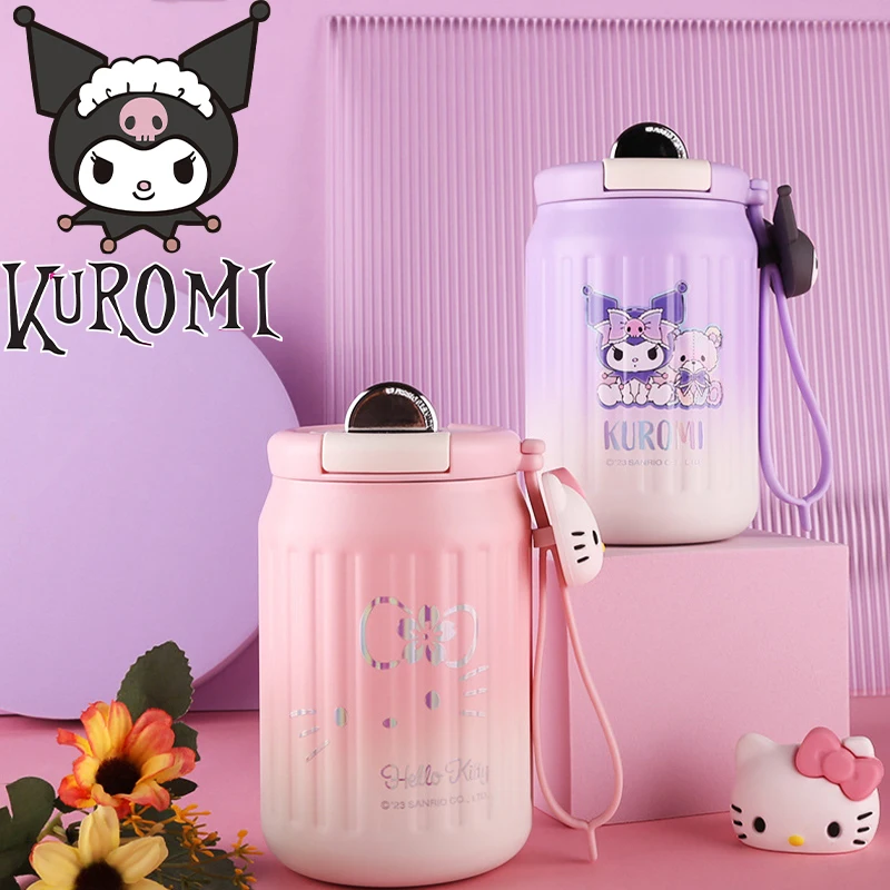 Термос Sanrio Y2K, чашка Kuromi Hello Kitty Kawaii, аниме фигурка, милый мультяшный модный, хорошо смотрится, Студенческая девушка, мультяшный милый подарок, Лидер продаж
Термос Sanrio Y2K, чашка Kuromi Hello Kitty Kawaii, аниме фигурка, милый мультяшный модный, хорошо смотрится, Студенческая девушка, мультяшный милый подарок, Лидер продаж