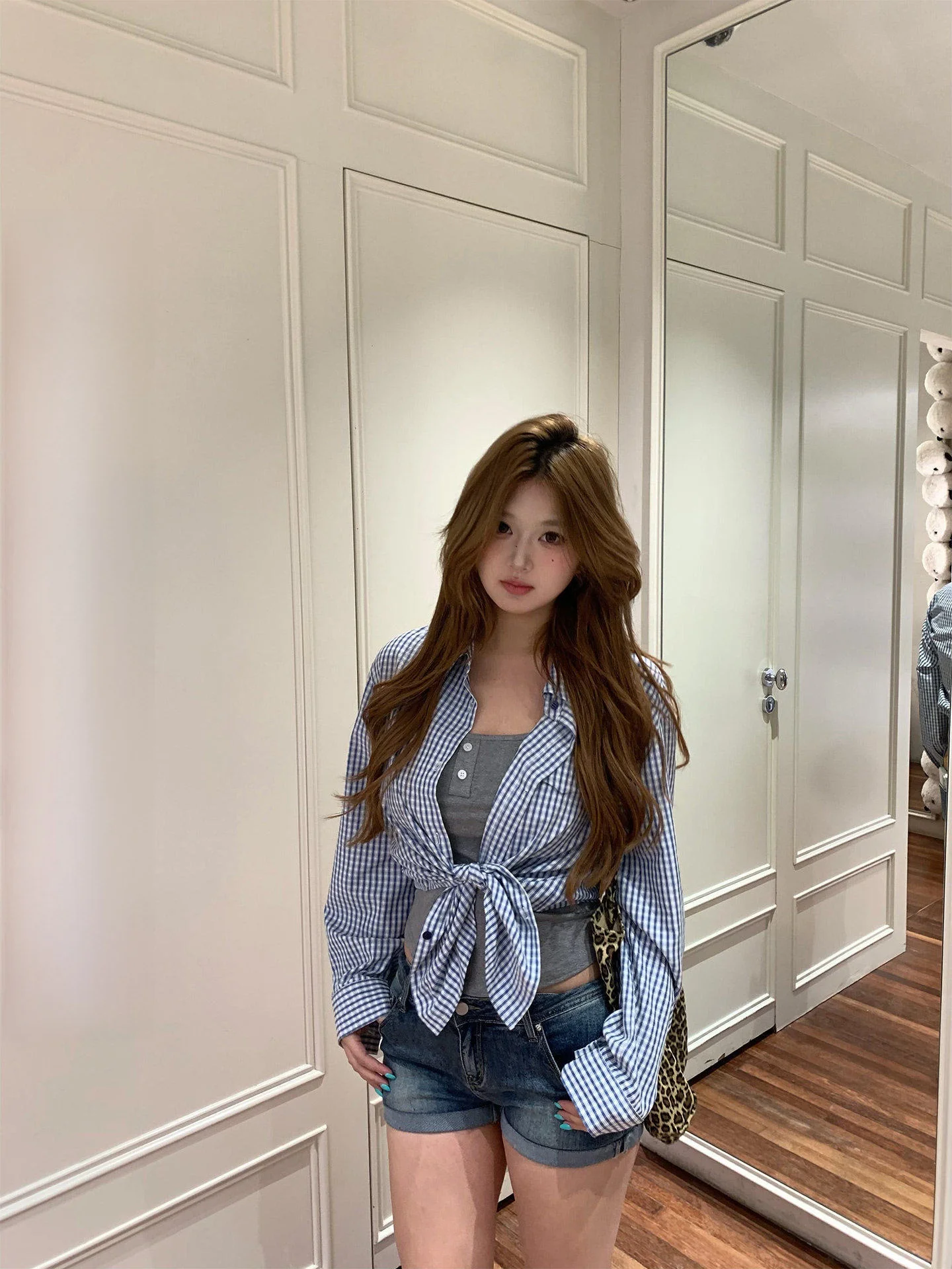 Slim Fit Plaid Shirt Vest Set Lightweight Spring Summer Casual Style for plus Size Women Breathable Polyester Cotton Blend
Slim Fit Plaid Shirt Vest Set Lightweight Spring Summer Casual Style for plus Size Women Breathable Polyester Cotton Blend