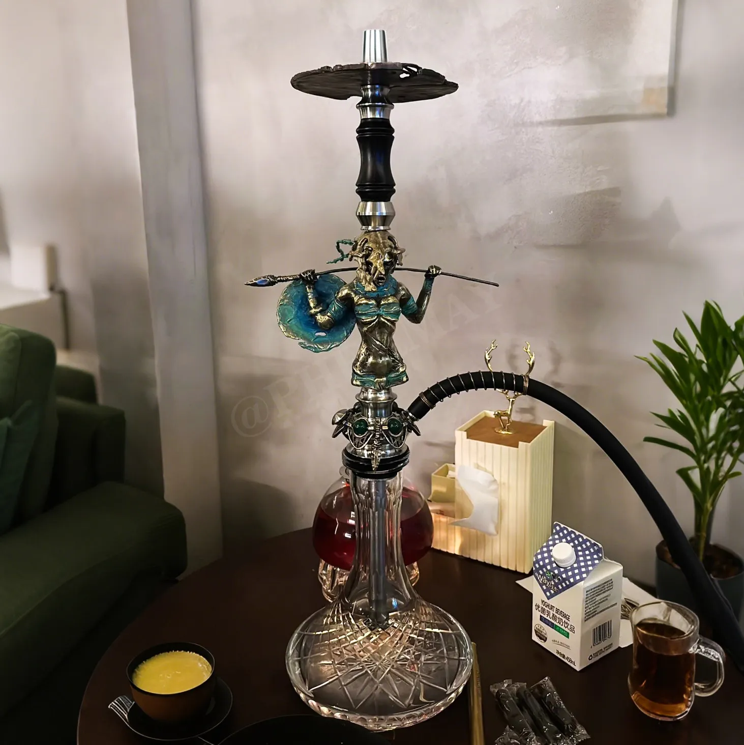 Maklaud Bravie Alonny Hookah Shisha Set High Quality 304 Stainless Steel Large Hookah with Glass Bottle Single Pipe
Maklaud Bravie Alonny Hookah Shisha Set High Quality 304 Stainless Steel Large Hookah with Glass Bottle Single Pipe