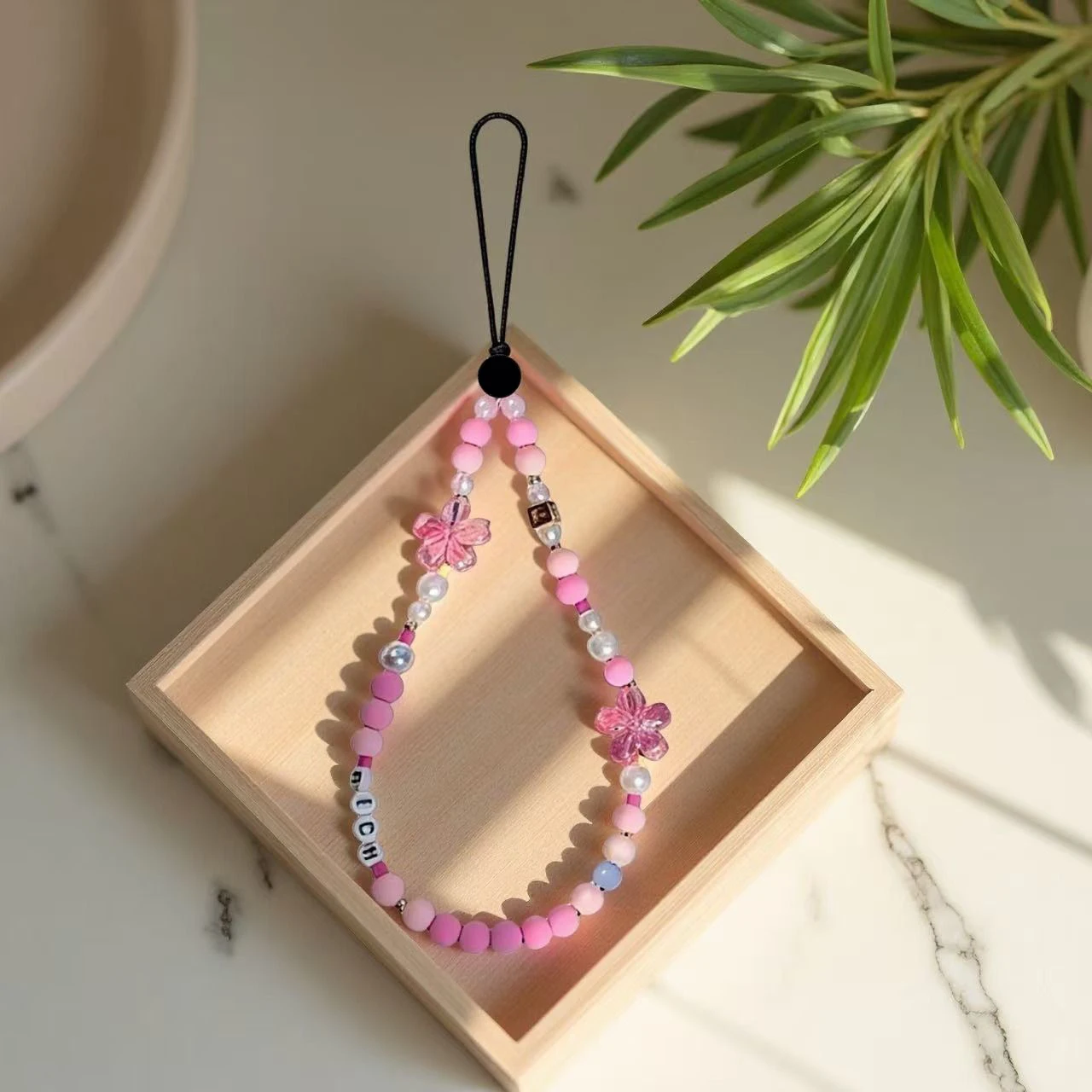 Sakura Pink Flowers Beads Phone Charm Straps Short Lanyard Phone Hanging Chain Wristband Bracelet
Sakura Pink Flowers Beads Phone Charm Straps Short Lanyard Phone Hanging Chain Wristband Bracelet