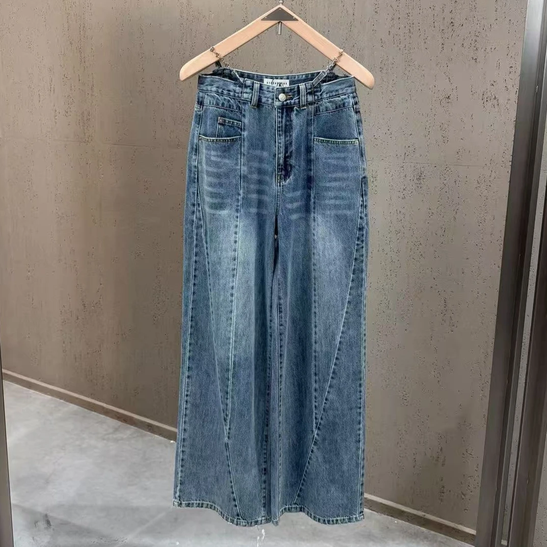 2026 New Sexy Straight-leg Jeans with Flirty Slit and Chain Detail At The Waist – A Touch of Chic for Your Instagram Feed, Women
2026 New Sexy Straight-leg Jeans with Flirty Slit and Chain Detail At The Waist – A Touch of Chic for Your Instagram Feed, Women