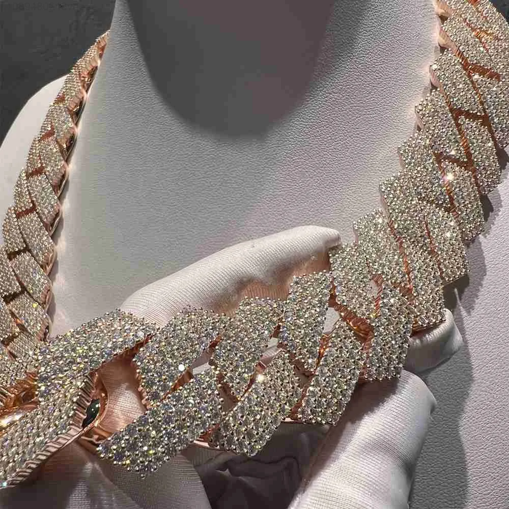 Shining 18k Gold Plated Sterling Silver 24mm 4 Rows Iced Cuban Link Chain Necklace Moissanite
Shining 18k Gold Plated Sterling Silver 24mm 4 Rows Iced Cuban Link Chain Necklace Moissanite