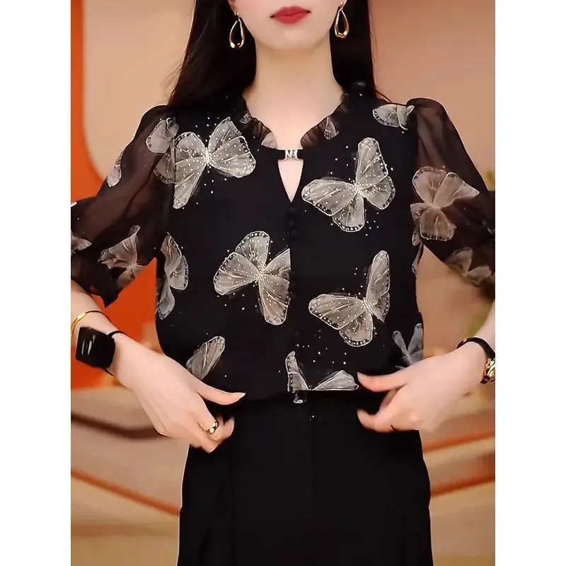 Chiffon Shirt Women's Summer New Loose Fit Slimming and Age Reducing Temperament Casual Small Shirt Top Y2k Top
Chiffon Shirt Women's Summer New Loose Fit Slimming and Age Reducing Temperament Casual Small Shirt Top Y2k Top