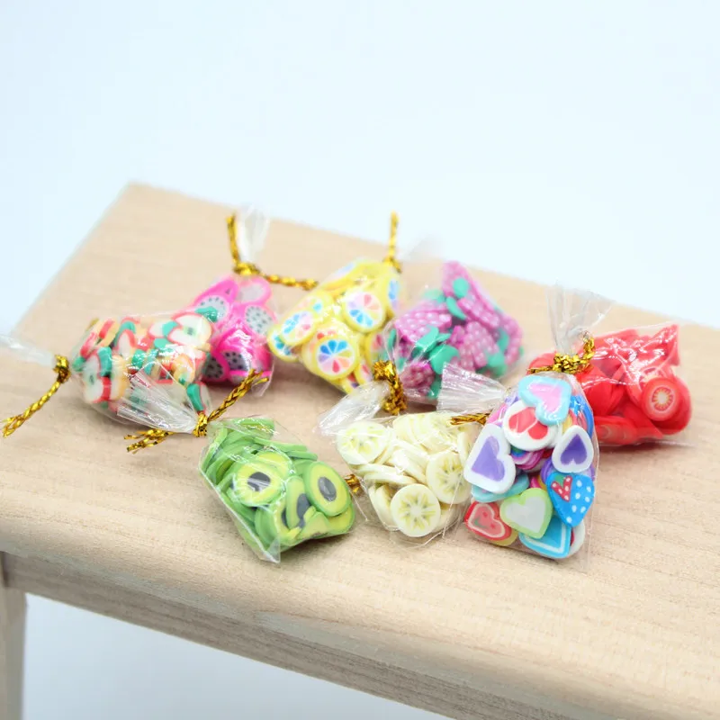 Dollhouse Candy Fruit Snacks Miniature Bag Random Set Mini Scales Food Play Simulation Life Scene Toys Doll Accessories Decor
Dollhouse Candy Fruit Snacks Miniature Bag Random Set Mini Scales Food Play Simulation Life Scene Toys Doll Accessories Decor
