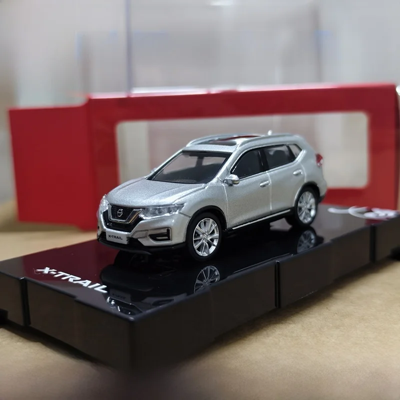 X-Trail SUV Alloy Car Model :64 Sc Collectible Simulation Toy Vehicle Desktop Decoration for Ages 4+ ex
X-Trail SUV Alloy Car Model :64 Sc Collectible Simulation Toy Vehicle Desktop Decoration for Ages 4+ ex
