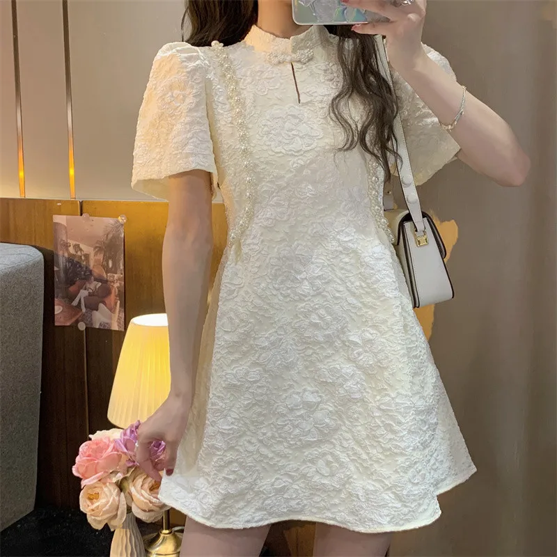 French Princess Court Fashion Doll Dress Puff Sleeve Elegant Pearl Jacquard Mini Dress Improve Qipao Summer Fairy Party Dress
French Princess Court Fashion Doll Dress Puff Sleeve Elegant Pearl Jacquard Mini Dress Improve Qipao Summer Fairy Party Dress