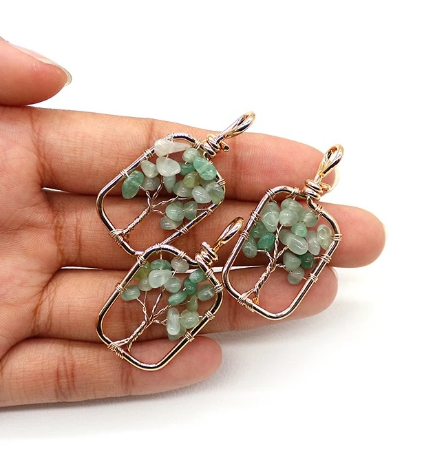 Square Hollowed-Out Natural Irregular Crystal Agate Crushed Stone Wrapped Tree-Shaped Single-Hole Pendant DIY Accessory Keychain
Square Hollowed-Out Natural Irregular Crystal Agate Crushed Stone Wrapped Tree-Shaped Single-Hole Pendant DIY Accessory Keychain