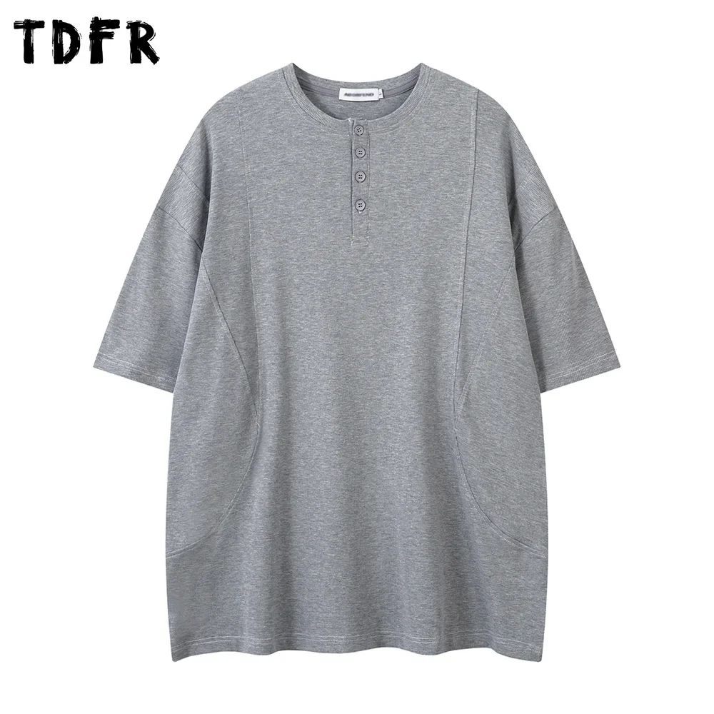 Spliced Henley Collar Short Sleeve T-shirt Mens Summer Casual Streetwear Loose Half-Sleeve Tee Men
Spliced Henley Collar Short Sleeve T-shirt Mens Summer Casual Streetwear Loose Half-Sleeve Tee Men
