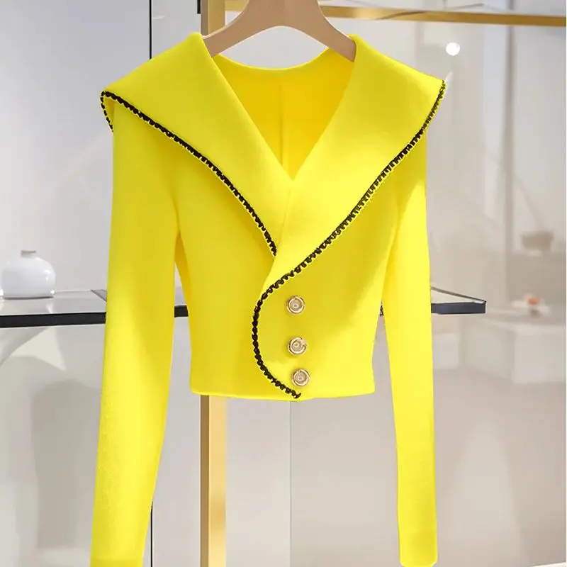 Niche Solid Color Temperament Commuter Knitted Women's Autumn Korean Style Lapel Outer Wear Sweater Cardigan
Niche Solid Color Temperament Commuter Knitted Women's Autumn Korean Style Lapel Outer Wear Sweater Cardigan