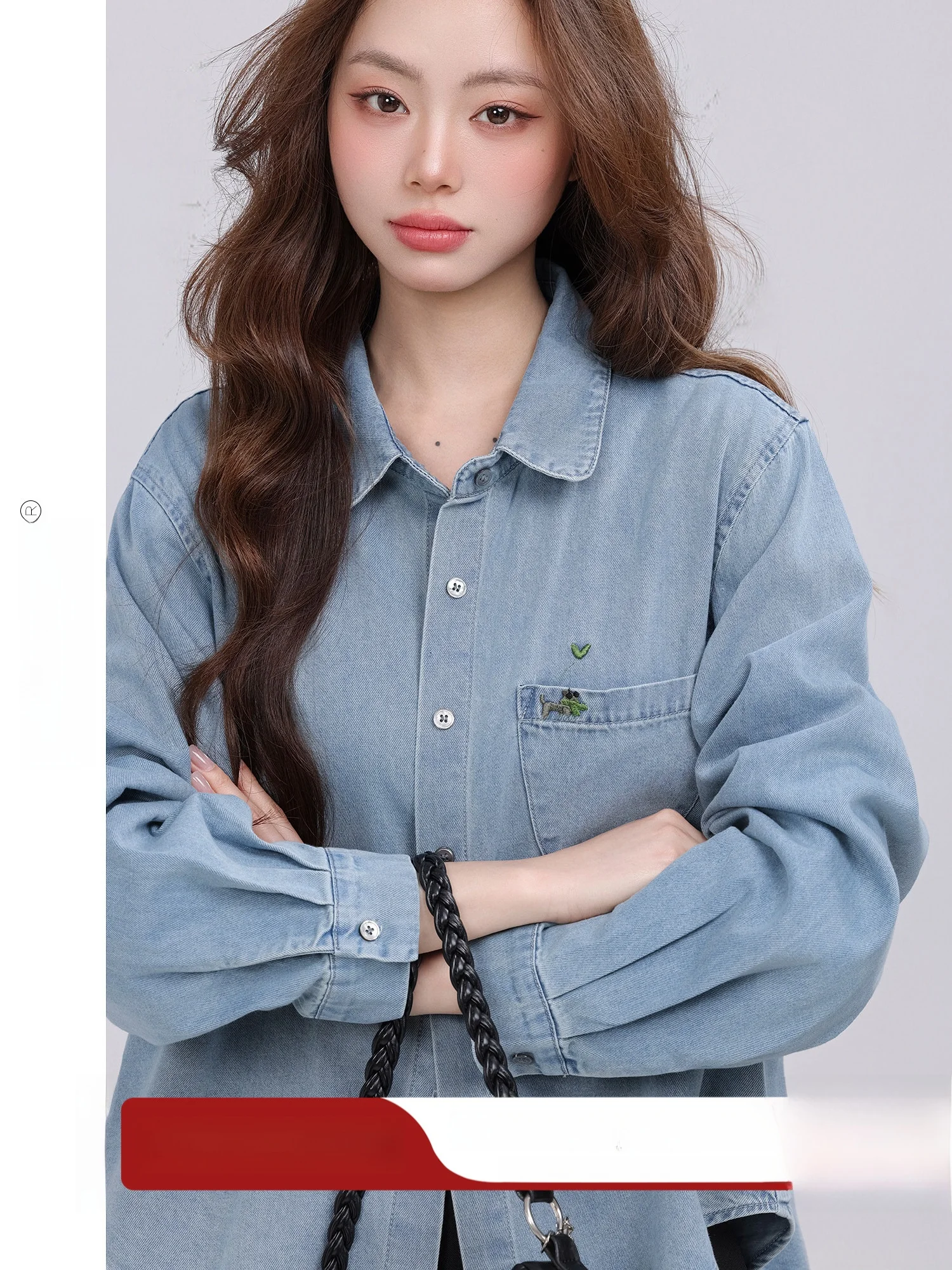Retro Style Loose Fit Long Sleeve Collar Denim Shirt for Women Spring 2026 Casual Versatile Cotton Polyester Blend
Retro Style Loose Fit Long Sleeve Collar Denim Shirt for Women Spring 2026 Casual Versatile Cotton Polyester Blend