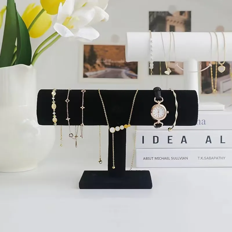 Creative Suede Jewelry Display Stand Pendant Bracelet Watch Rack Headband Stand with Decoration for Jewelry Container
Creative Suede Jewelry Display Stand Pendant Bracelet Watch Rack Headband Stand with Decoration for Jewelry Container
