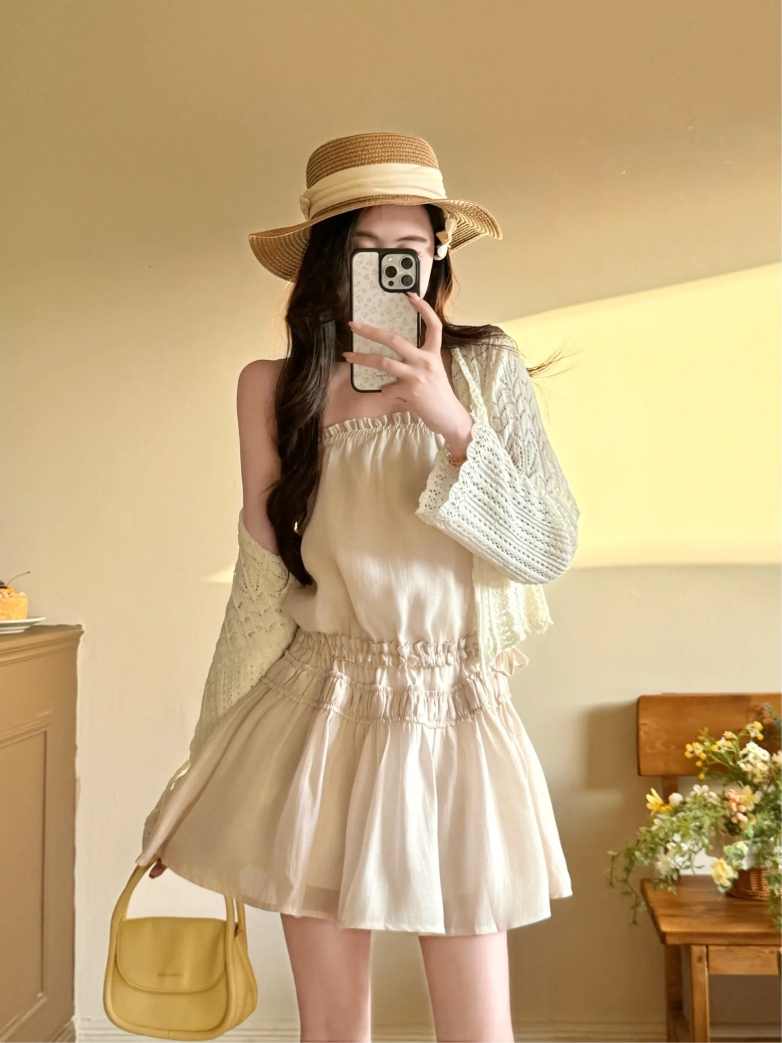 plus Size Women's Summer Short A-Line Dress Hollow out Design Salt Series Slimming Waist Pleated Hemline Korean Style Casual ...
plus Size Women's Summer Short A-Line Dress Hollow out Design Salt Series Slimming Waist Pleated Hemline Korean Style Casual ...