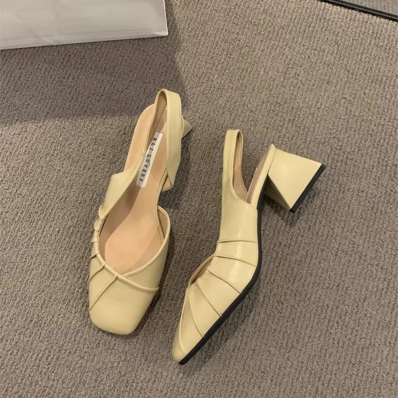 Baotou Sandals Spring New Square Head Shallow Mouth Fold Without Lacing Cover Non-slip Wear-resistant Thick Heel Shoes
Baotou Sandals Spring New Square Head Shallow Mouth Fold Without Lacing Cover Non-slip Wear-resistant Thick Heel Shoes