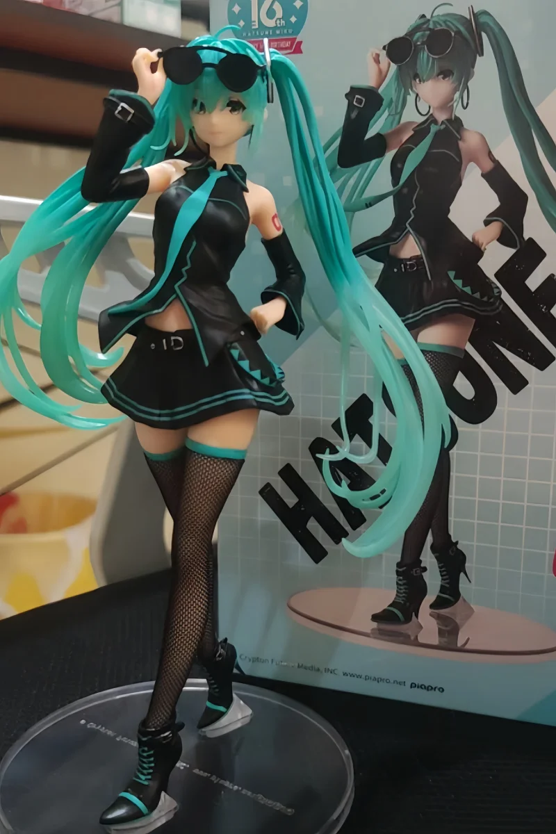 Original Hatsune Miku Figure Stylist 16th Birthday Commemoration Anime Collection Model Action Figurine Doll Xmas Kids Toys Gift
Original Hatsune Miku Figure Stylist 16th Birthday Commemoration Anime Collection Model Action Figurine Doll Xmas Kids Toys Gift